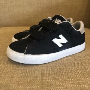 new balance velcro skate shoes
